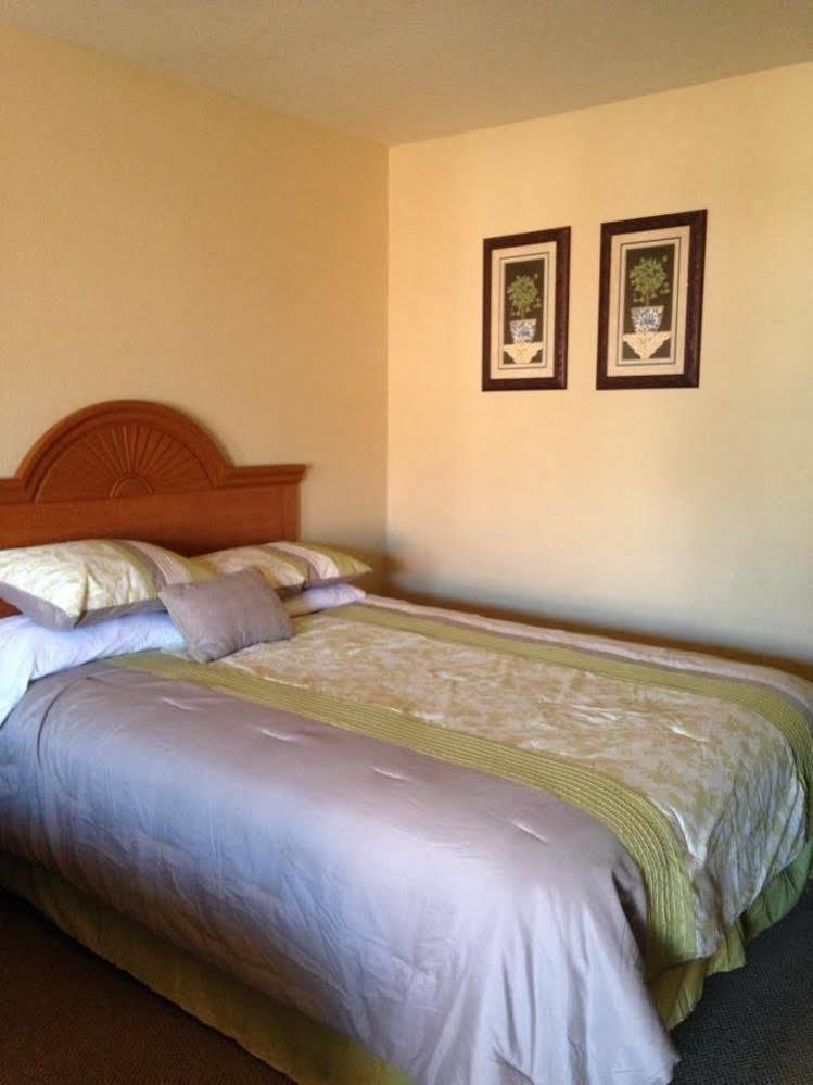 Hochatown Country Lodge מראה חיצוני תמונה